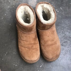 UGG booties ✨